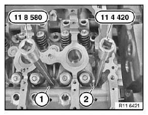 Cylinder Head With Cover