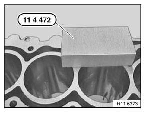 Cylinder Head With Cover