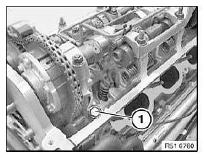Cylinder Head With Cover