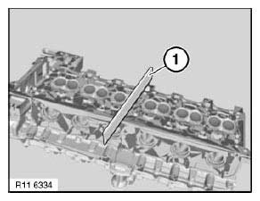 Cylinder Head With Cover