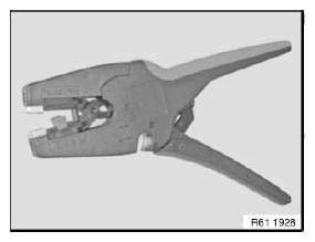 Plug Connection, Terminals